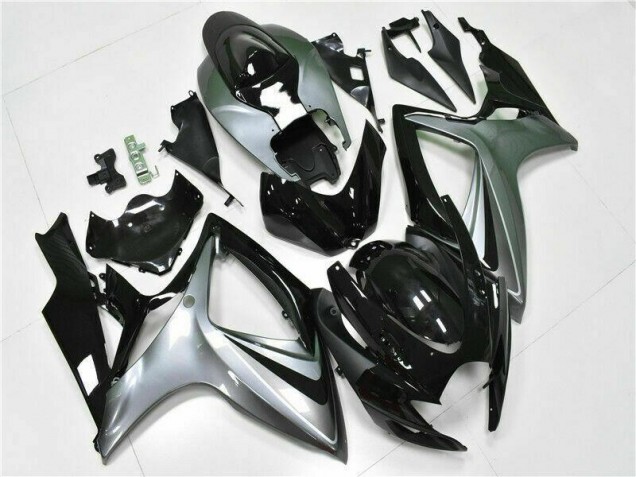 Kit Carénages GSXR 600 / 750 K6 2006-2007 - Noir Kit Carénages GSXR 600 / 750 K6 2006-2007 - Noir