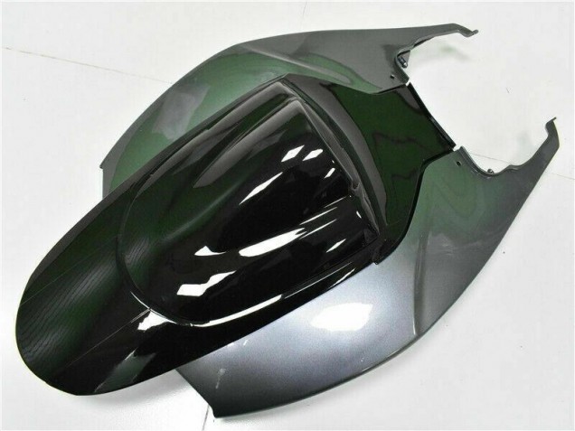 Kit Carénages GSXR 600 / 750 K6 2006-2007 - Noir Kit Carénages GSXR 600 / 750 K6 2006-2007 - Noir